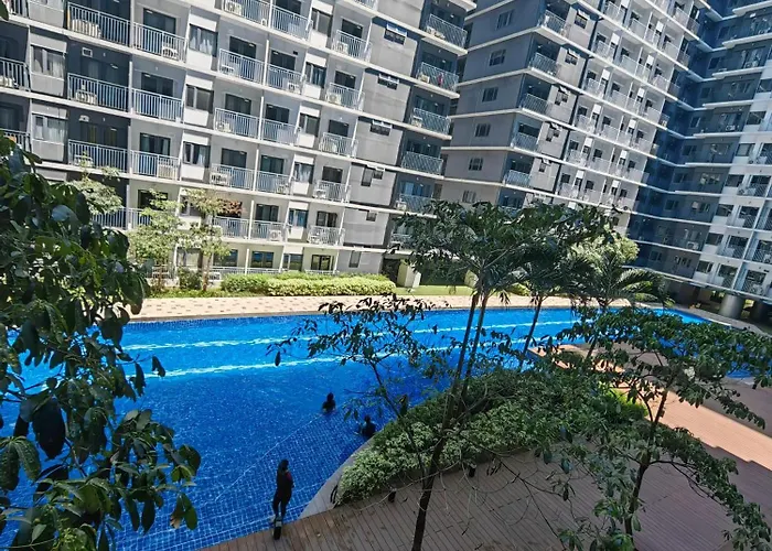 Near Airport Malls Shore 3 * 마닐라